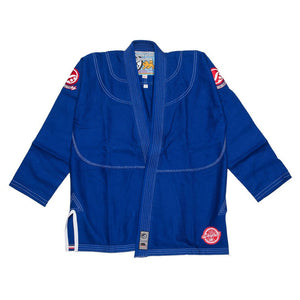 Shoyoroll Batch #10 Americana 450 GSM Gi. Lightweight 450 GSM Gold Weave gi, perfect for summer and everyday training. Limited presale on May 20, 2011, at 12:00 PM PDT via shoyoroll.com and budovideos.com. Specifications include a 450 GSM lightweight soft gold weave jacket and 12oz drill cotton pants with a soft gold weave gusset. Blue color with red and white trim. Original release date: May 20, 2011, Vault re-release: November 23, 2018.