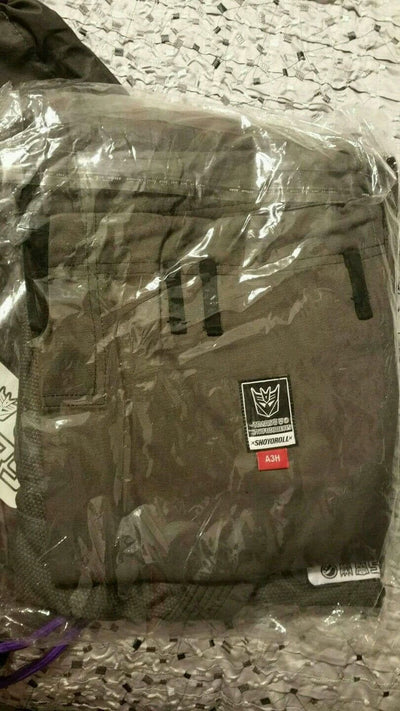 Shoyoroll Batch #56: Shoyoroll x Transformers Grey